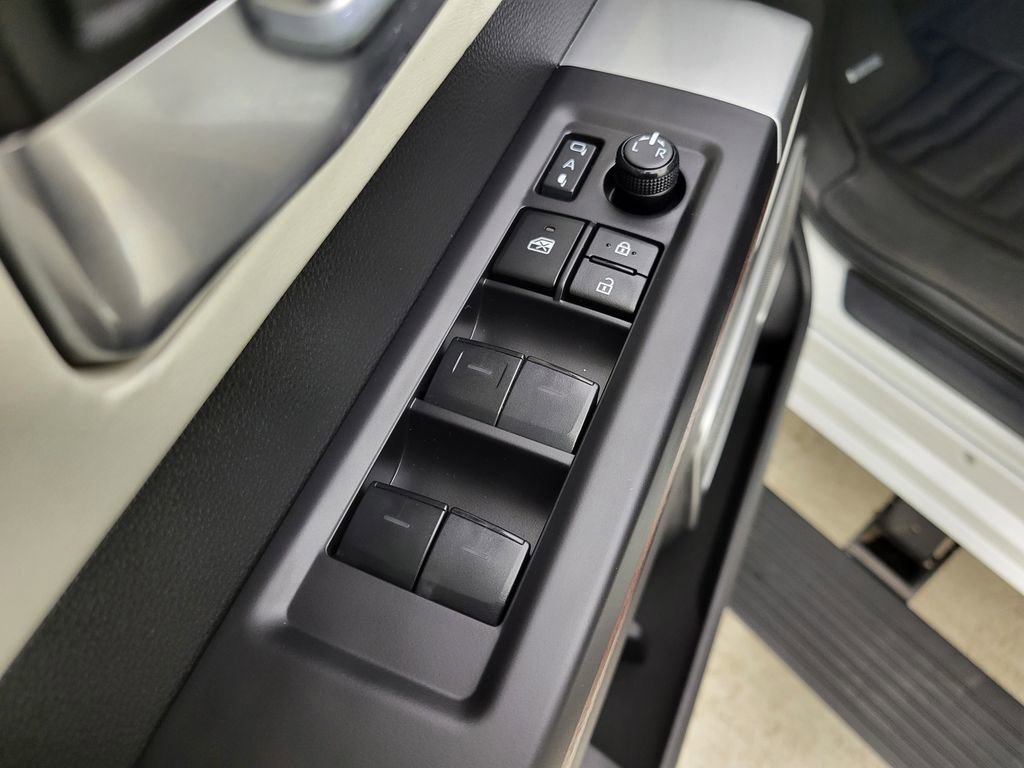 Used 2024 Toyota Sequoia Capstone image 39