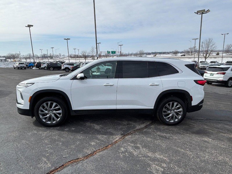 Certified 2025 Buick Enclave Preferred image 2