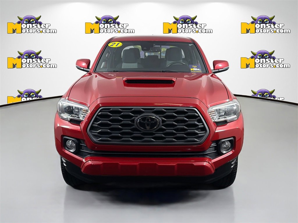Used 2021 Toyota Tacoma TRD Sport image 2