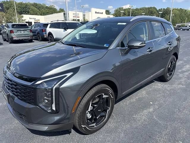 New 2026 Kia Sportage EX AWD/4WD image 3