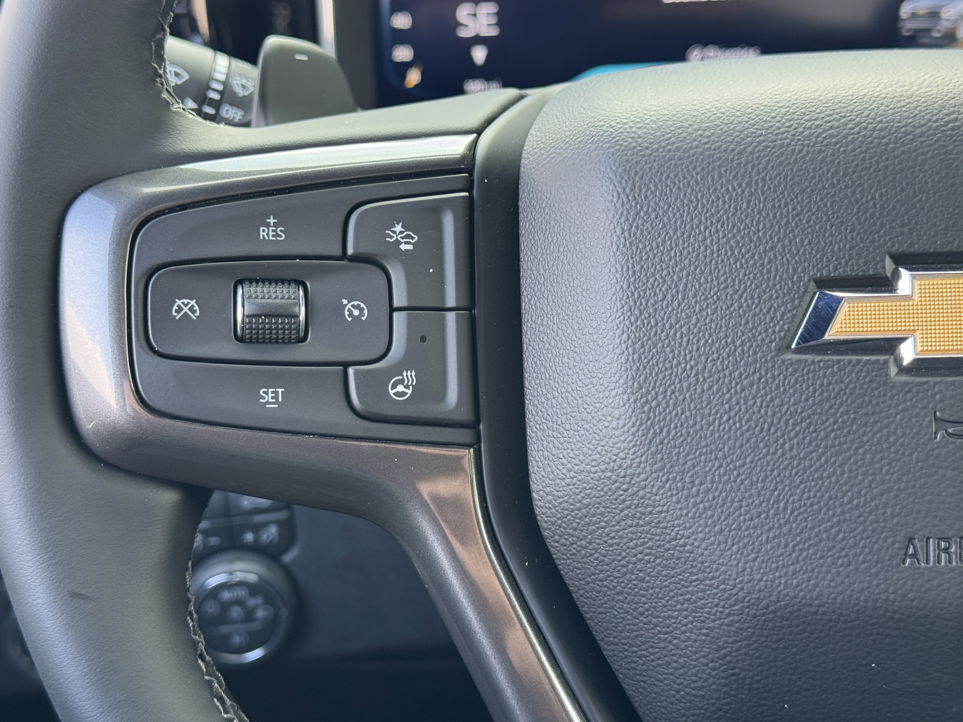 New 2026 Chevrolet Silverado 1500 High Country w/ Technology Package AWD/4WD image 32