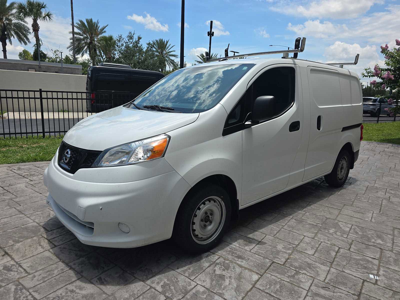 Used 2021 Nissan NV200 S FWD image 7