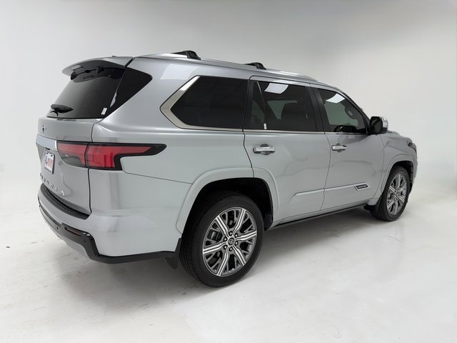 Used 2024 Toyota Sequoia Capstone image 41