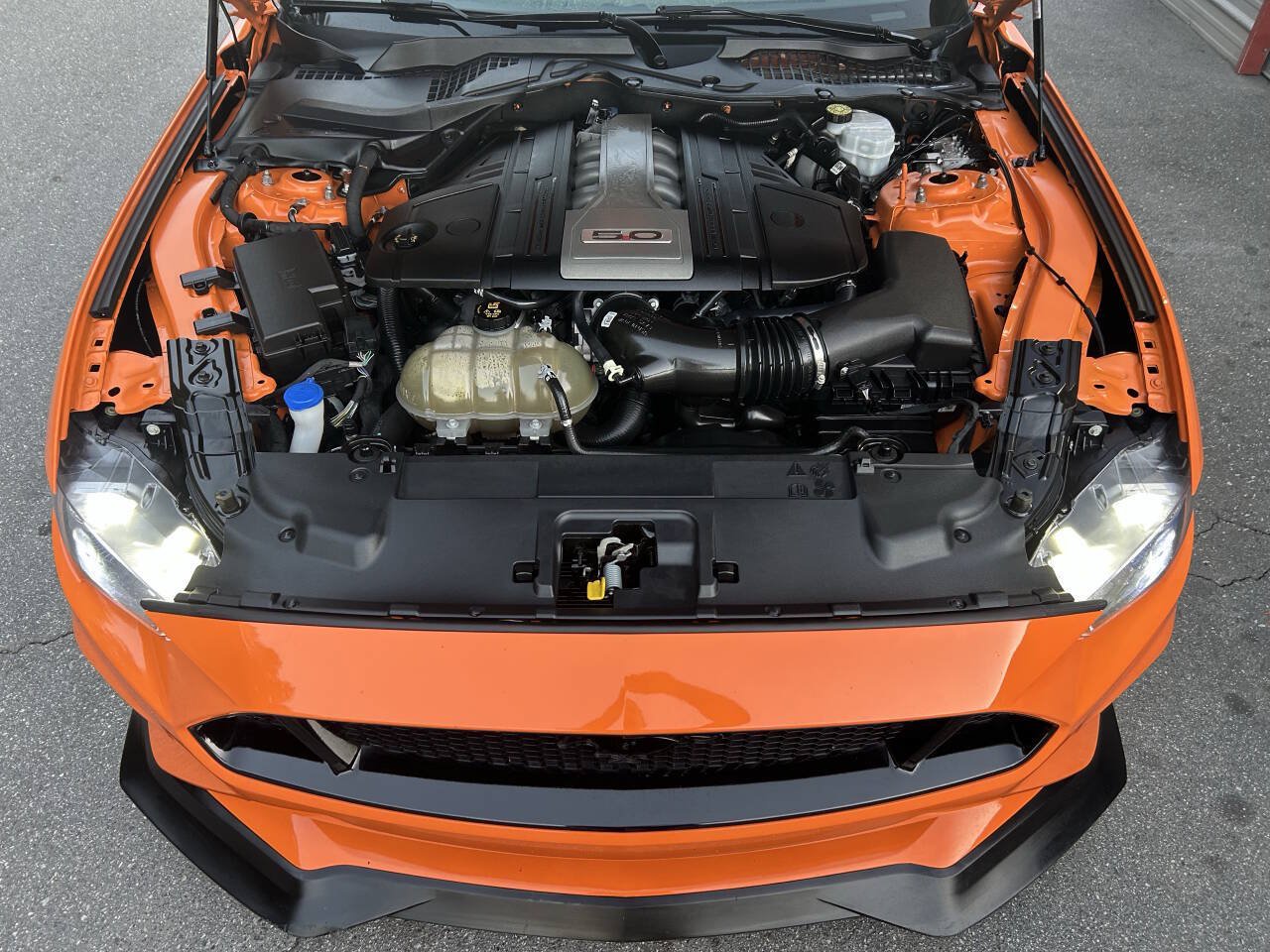 Used 2020 Ford Mustang GT w/ Black Accent Package RWD image 20