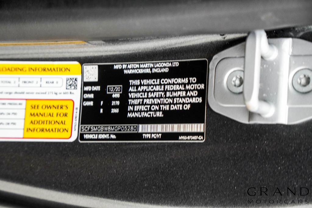 Used 2021 Aston Martin V8 Vantage Roadster RWD image 45