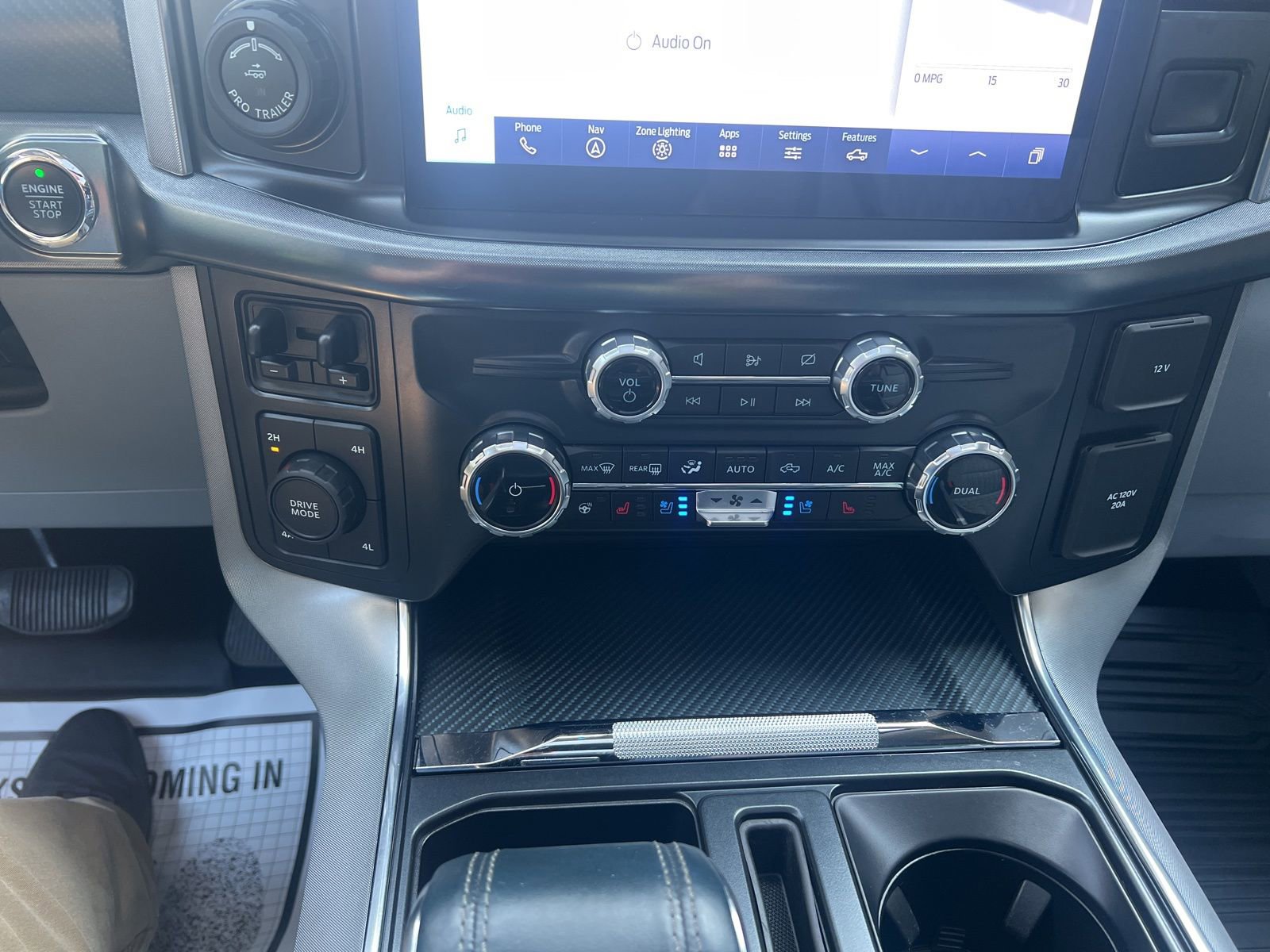 Used 2022 Ford F150 Limited image 29