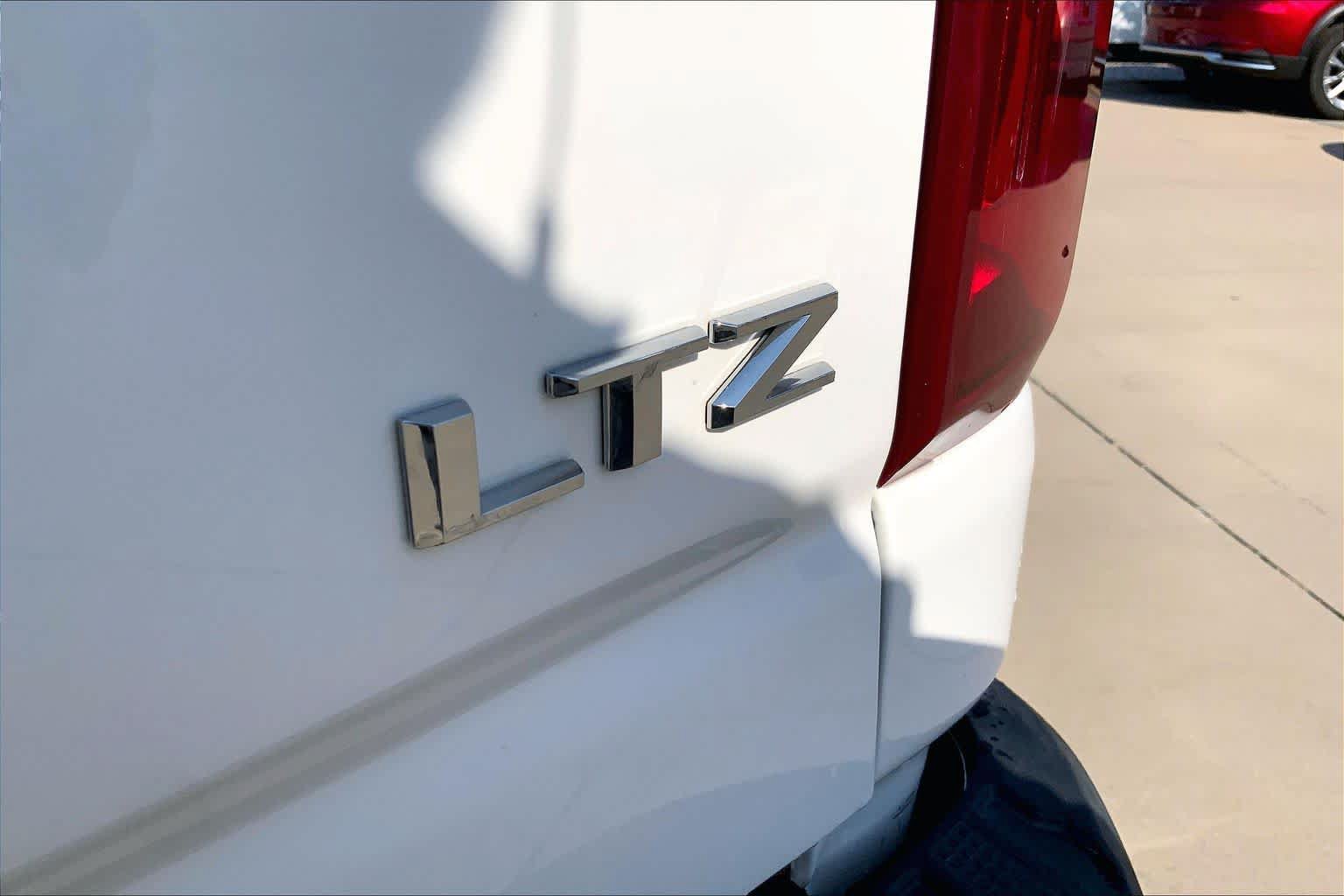 Used 2021 Chevrolet Silverado 2500 LTZ AWD/4WD image 47