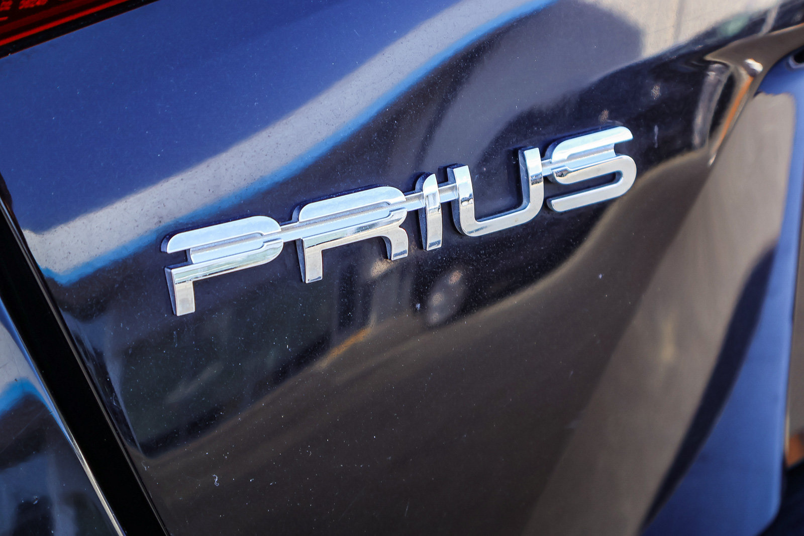 Used 2020 Toyota Prius LE FWD image 23