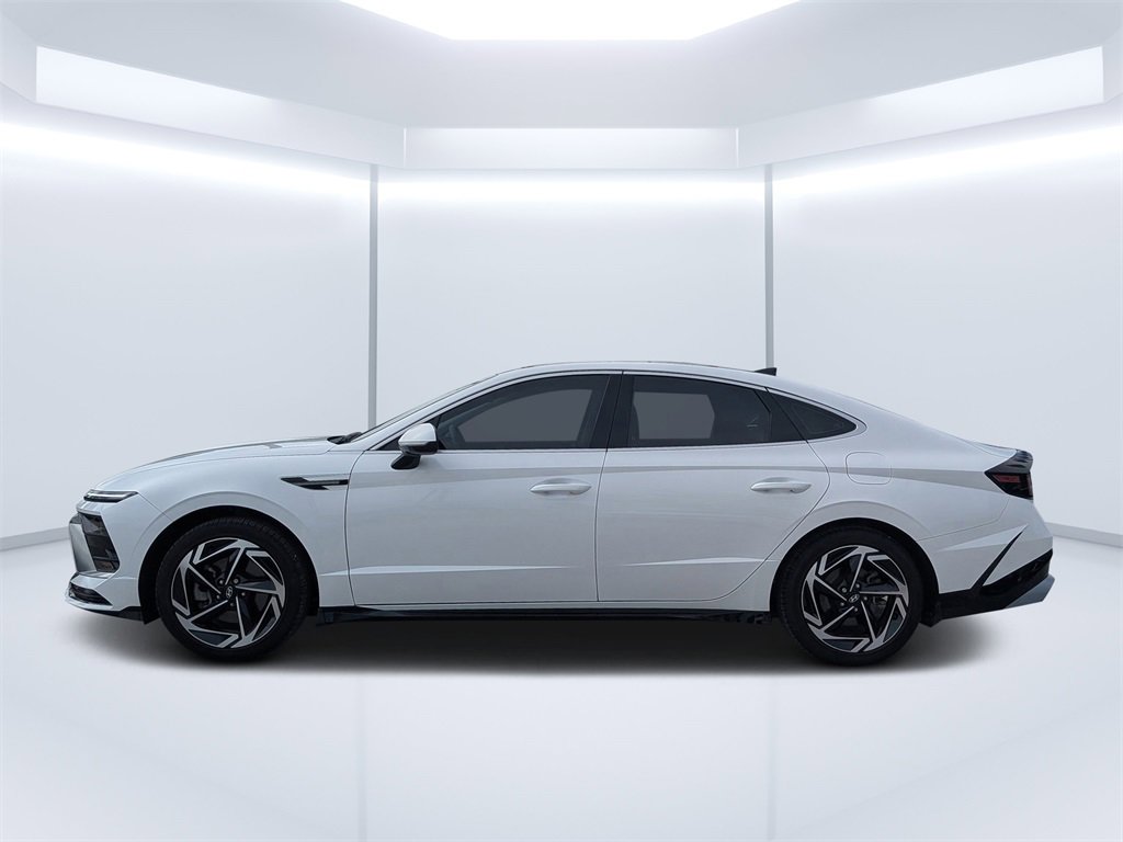 Used 2024 Hyundai Sonata SEL w/ Convenience Package image 6