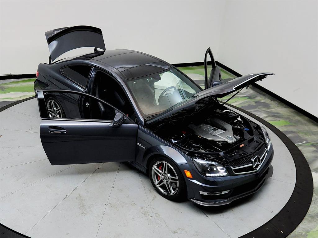 Used 2012 Mercedes-Benz C 63 AMG Coupe image 35