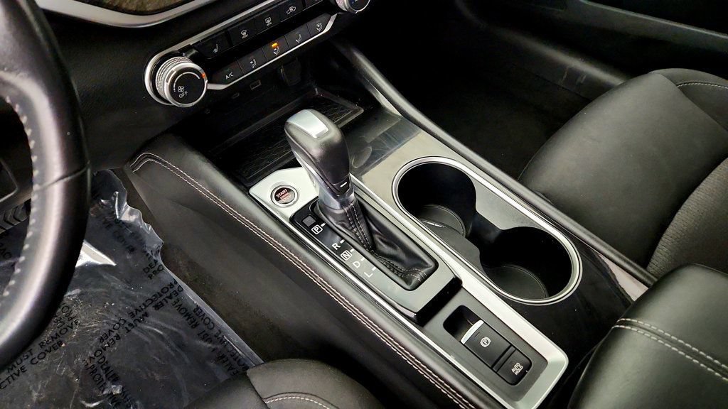 Used 2023 Nissan Altima 2.5 SV w/ SV Premium Package FWD image 16