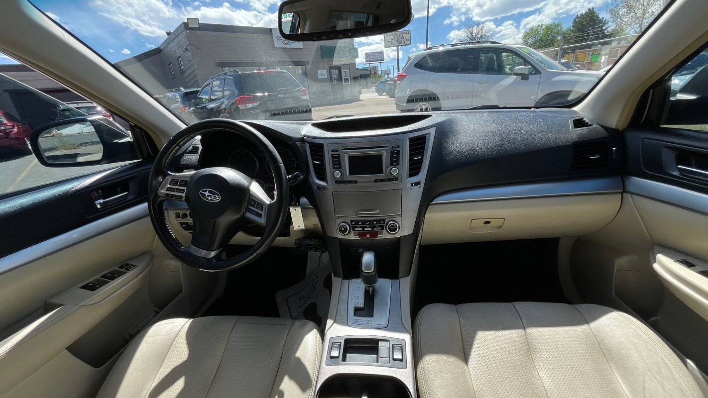 Used 2014 Subaru Outback 2.5i Premium AWD/4WD image 17