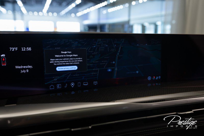 Used 2025 Cadillac Escalade ESV V image 50