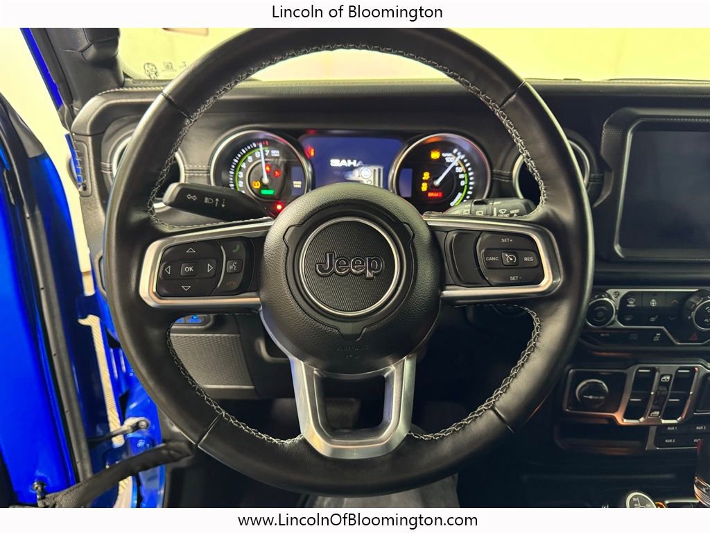 Used 2022 Jeep Wrangler Unlimited Sahara w/ Cold Weather Group image 29