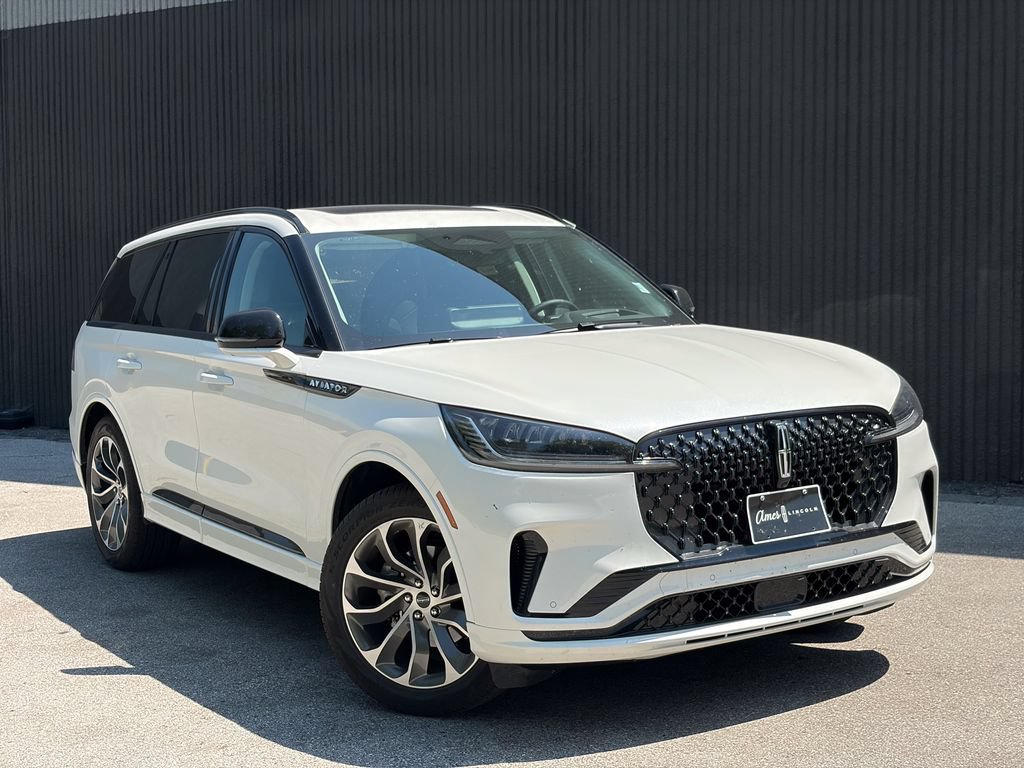 New 2026 Lincoln Aviator AWD image 9