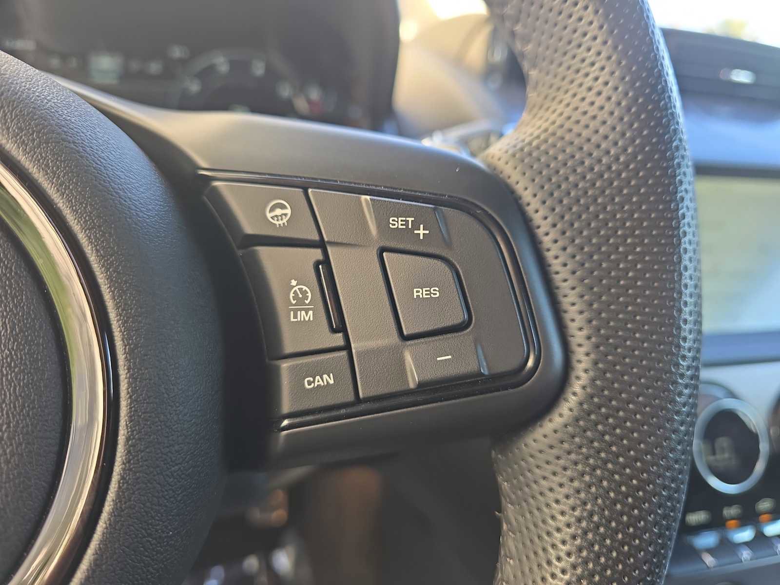 Used 2024 Jaguar F-TYPE R image 15