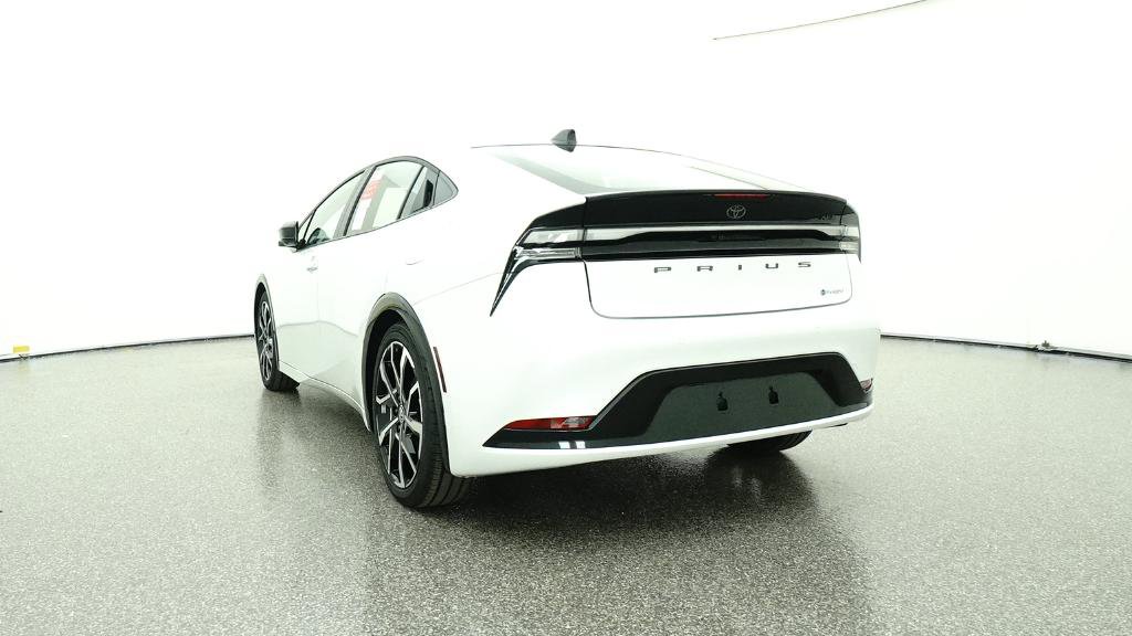 New 2026 Toyota Prius Plug-In Hybrid image 25