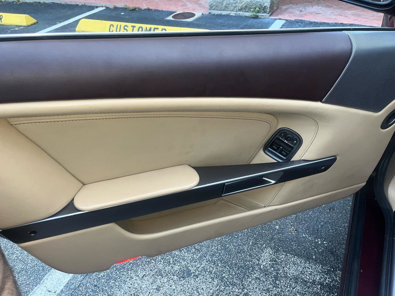 Used 2007 Aston Martin DB9 Volante RWD image 29
