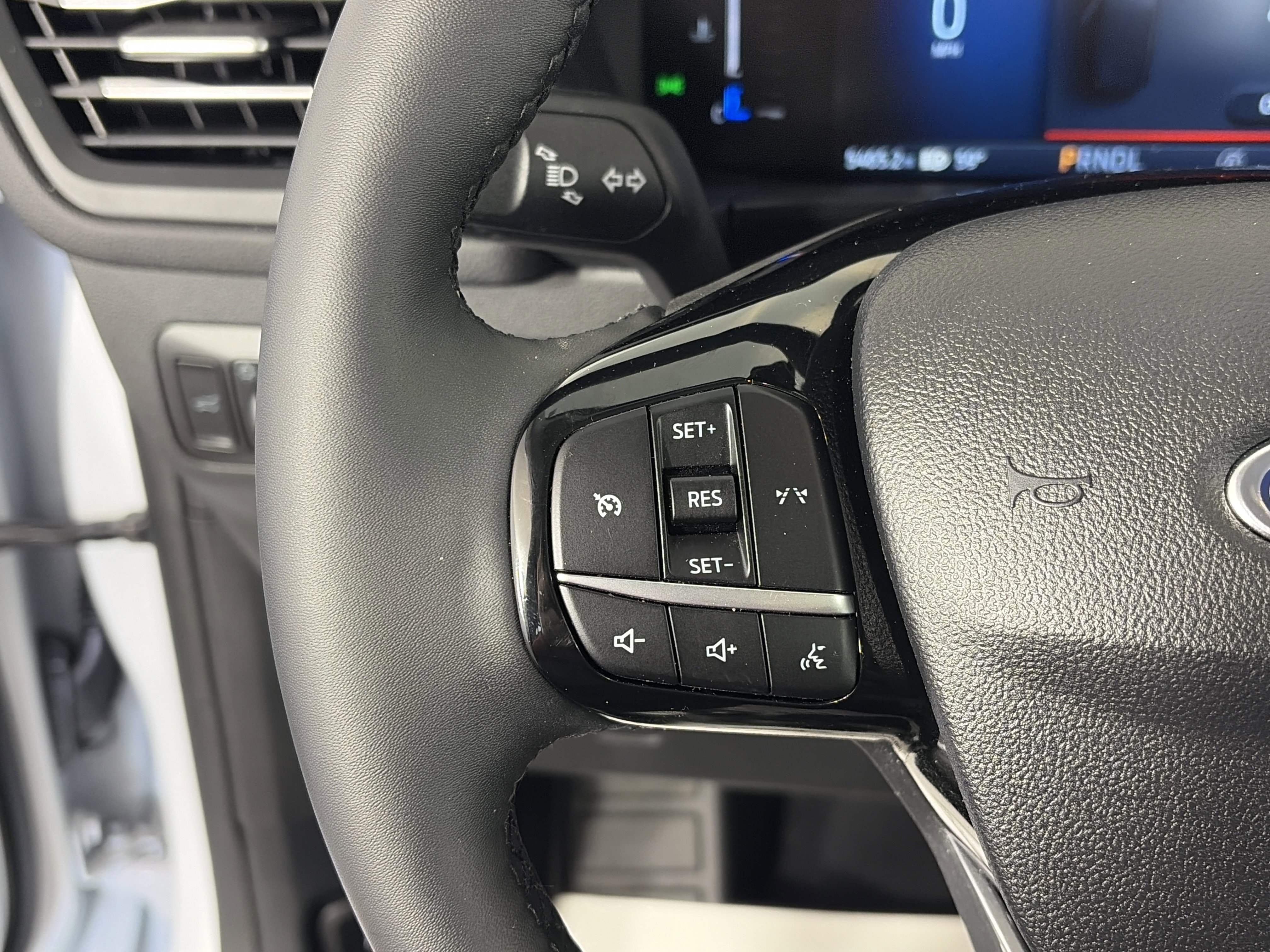 Used 2023 Ford Escape Active image 30