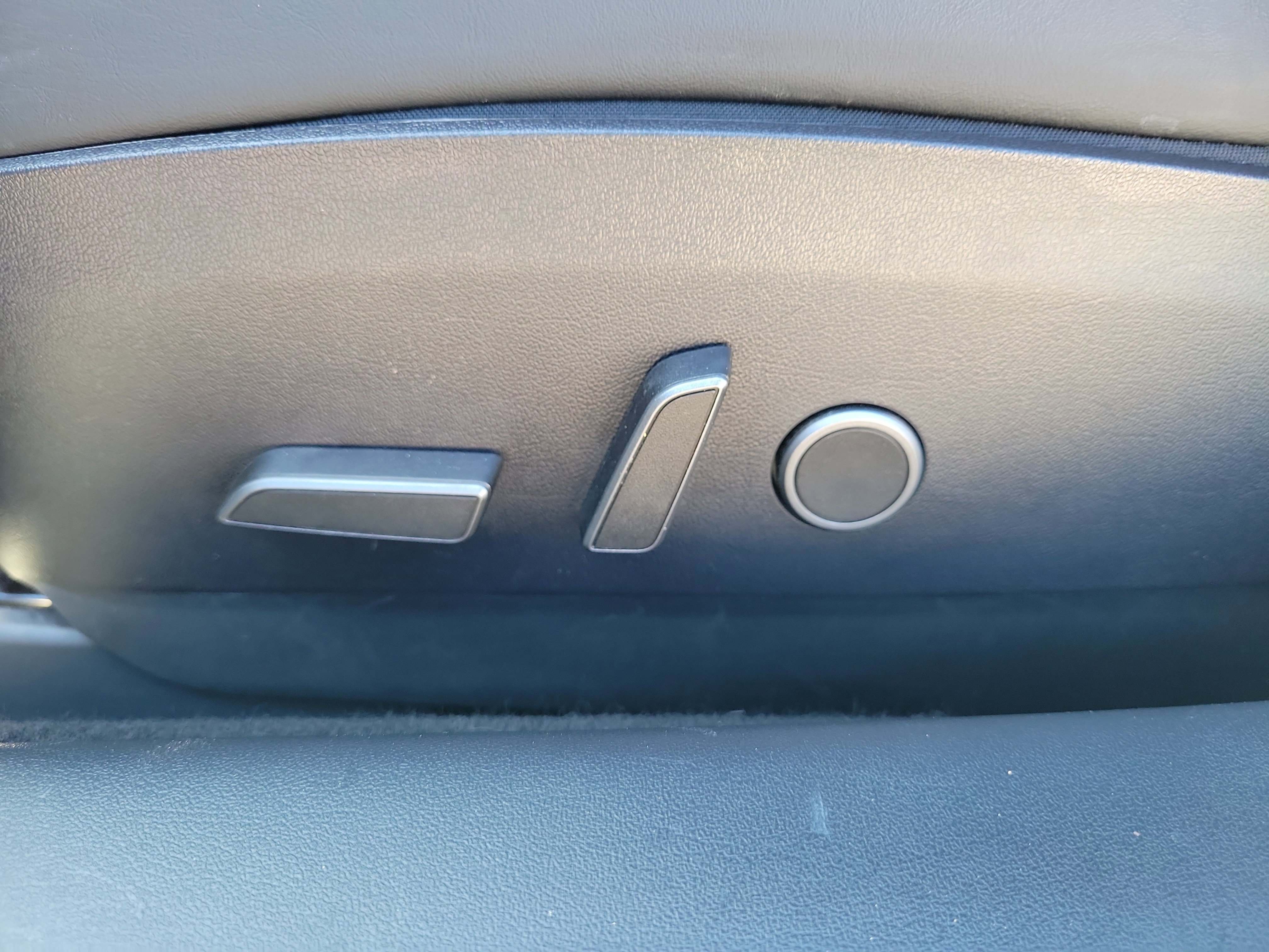 Used 2021 Tesla Model 3 Standard Range Plus image 15