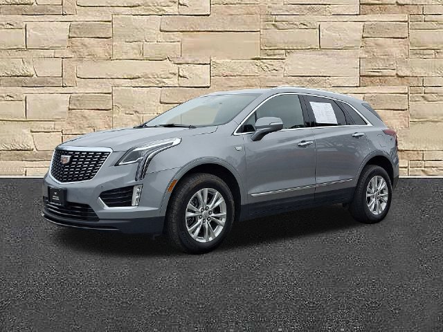Certified 2025 Cadillac XT5 Luxury w/ LPO, Floor Liner Package AWD/4WD image 1
