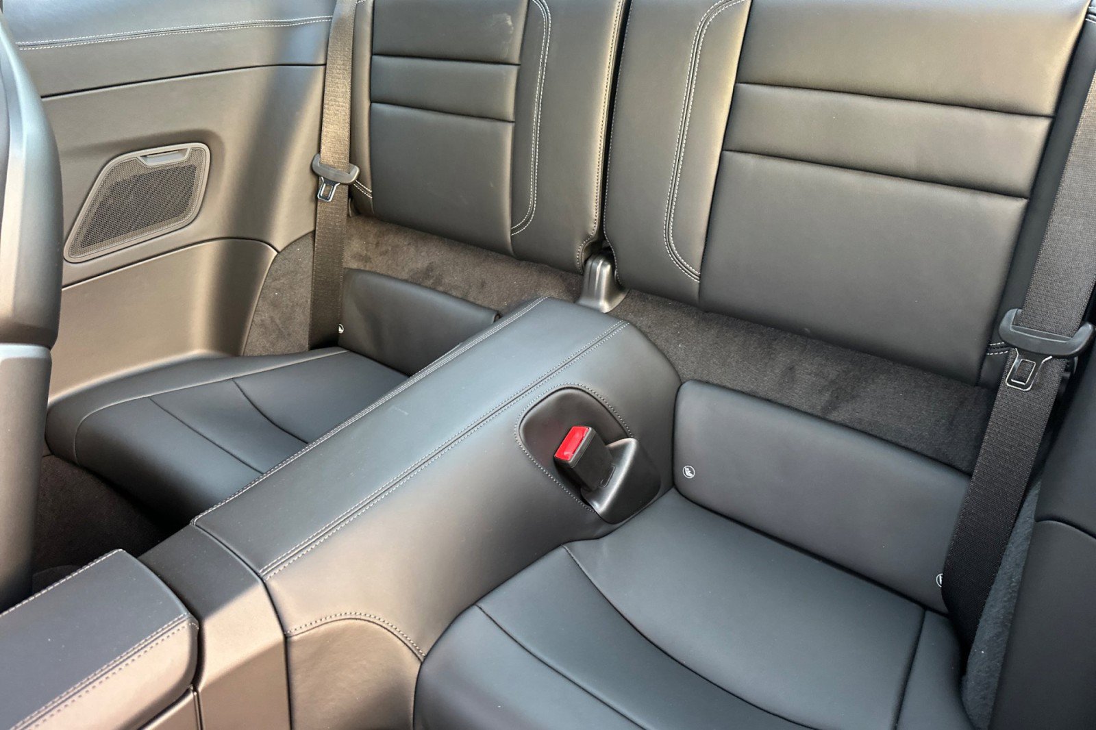 Used 2026 Porsche 911 Carrera RWD image 13