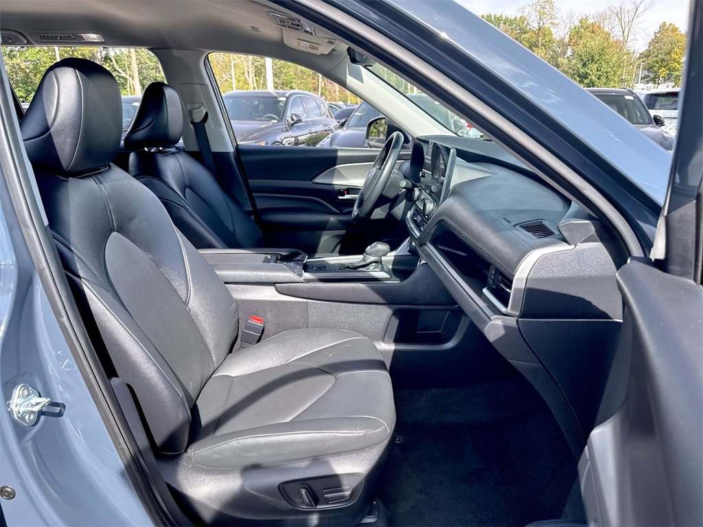 Used 2024 Toyota Grand Highlander XLE image 33