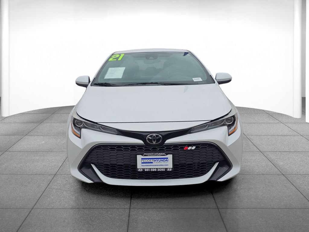 Used 2021 Toyota Corolla SE FWD image 2