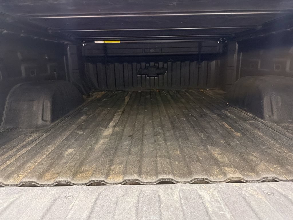Used 2024 Chevrolet Silverado 1500 RST AWD/4WD image 16