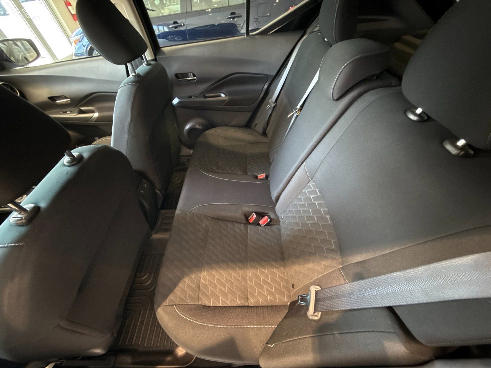 Used 2024 Nissan Kicks SV FWD image 12