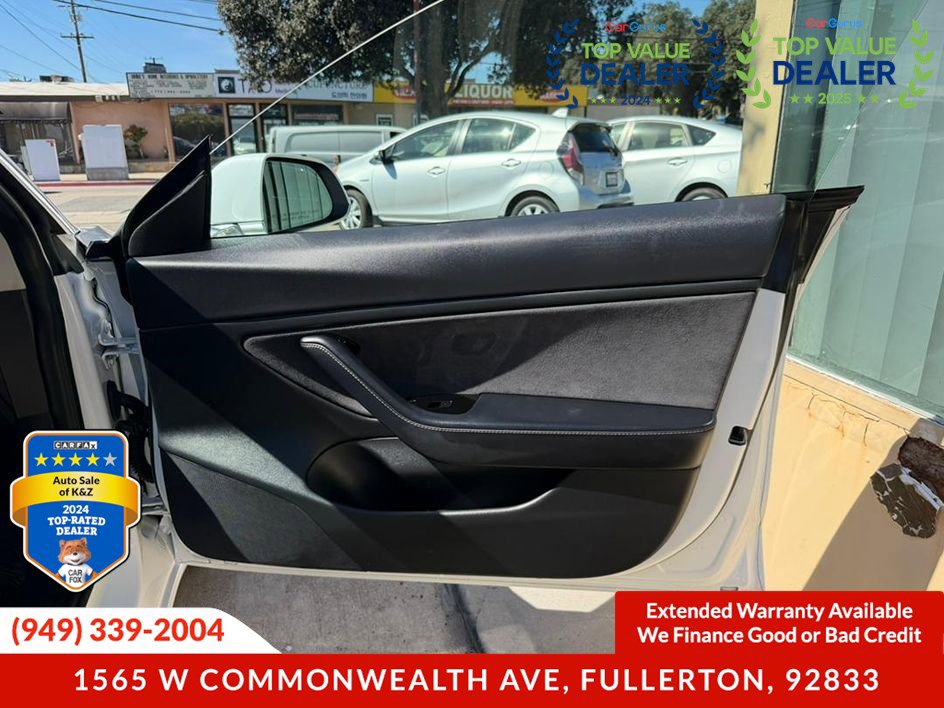 Used 2018 Tesla Model 3 Long Range RWD image 26