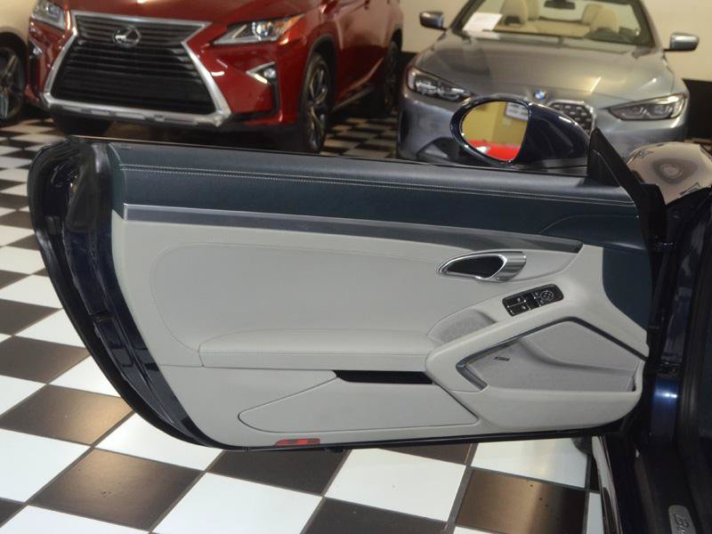 Used 2019 Porsche 718 Boxster S w/ Sport Chrono Package RWD image 18