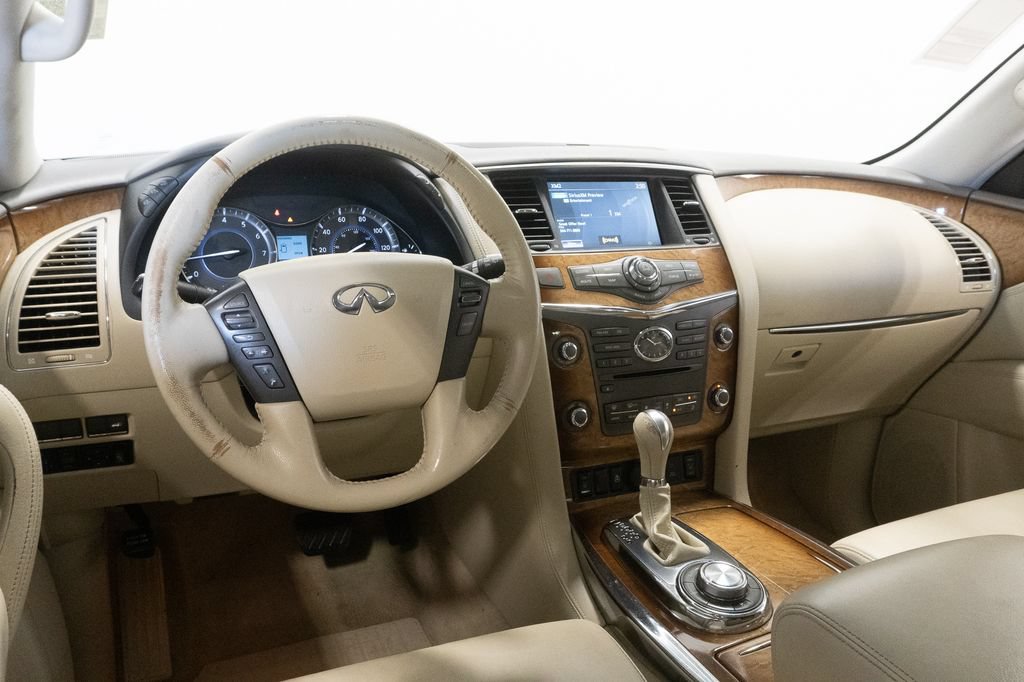 Used 2011 INFINITI QX56 4WD w/ Theater Pkg image 5