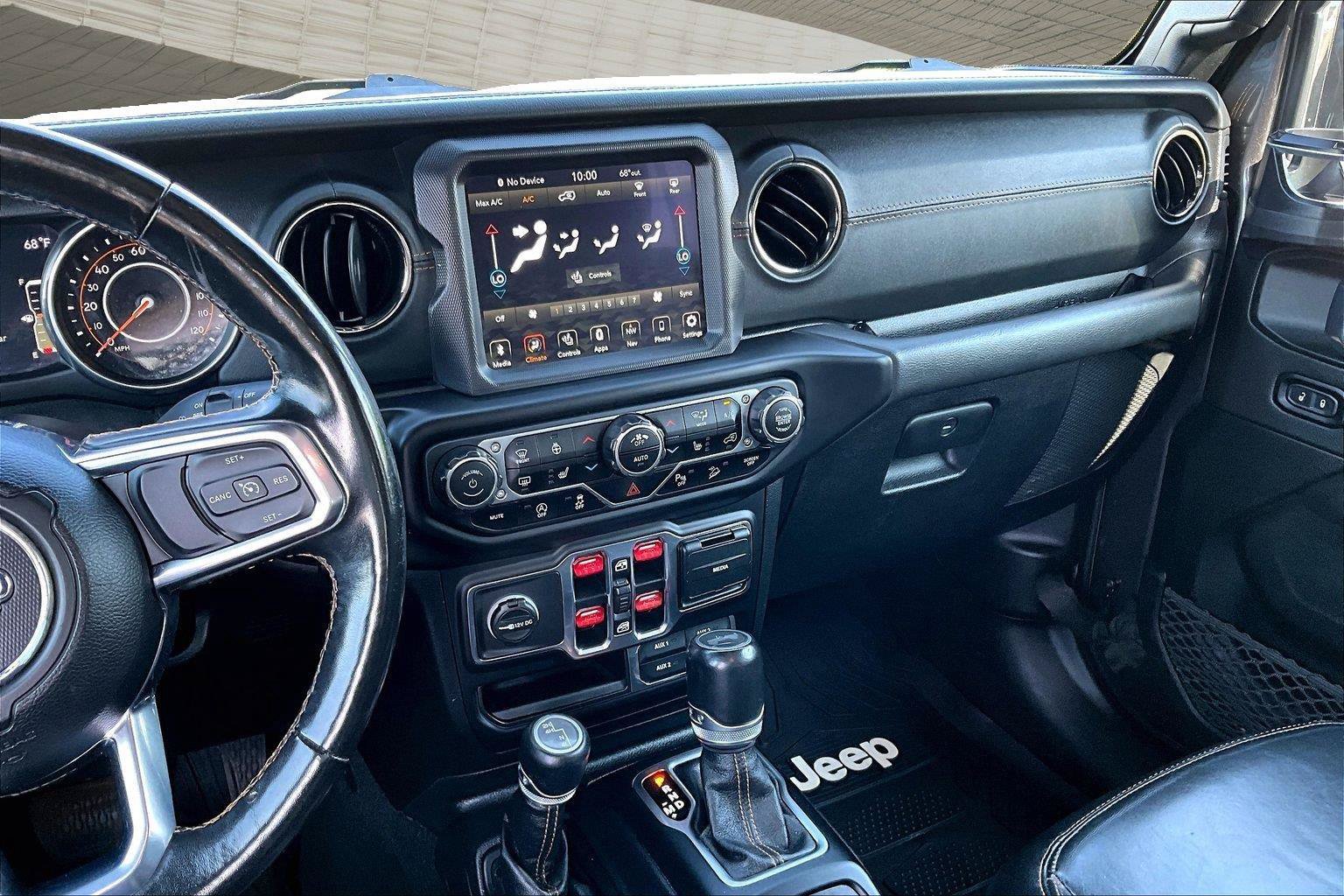 Used 2021 Jeep Wrangler Unlimited Sahara AWD/4WD image 7