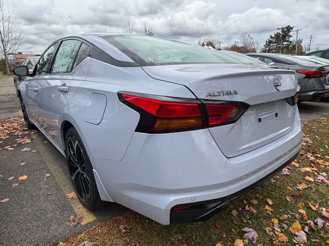 New 2025 Nissan Altima 2.5 SR image 6