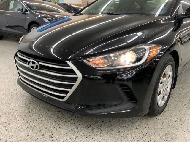 Used 2018 Hyundai Elantra SE FWD image 34
