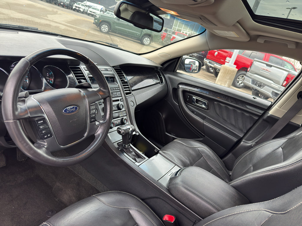 Used 2012 Ford Taurus Limited image 25