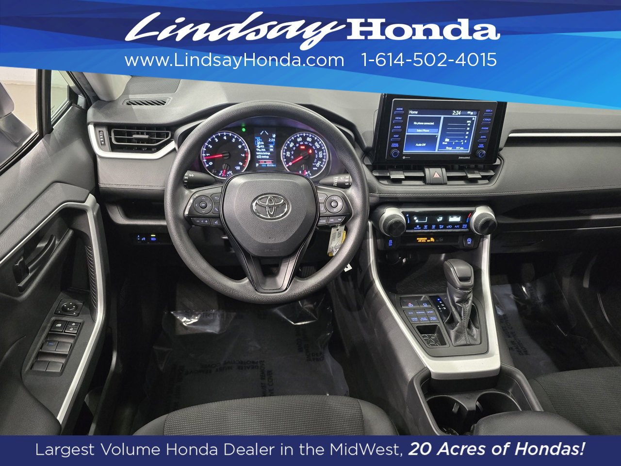 Used 2021 Toyota RAV4 LE image 12