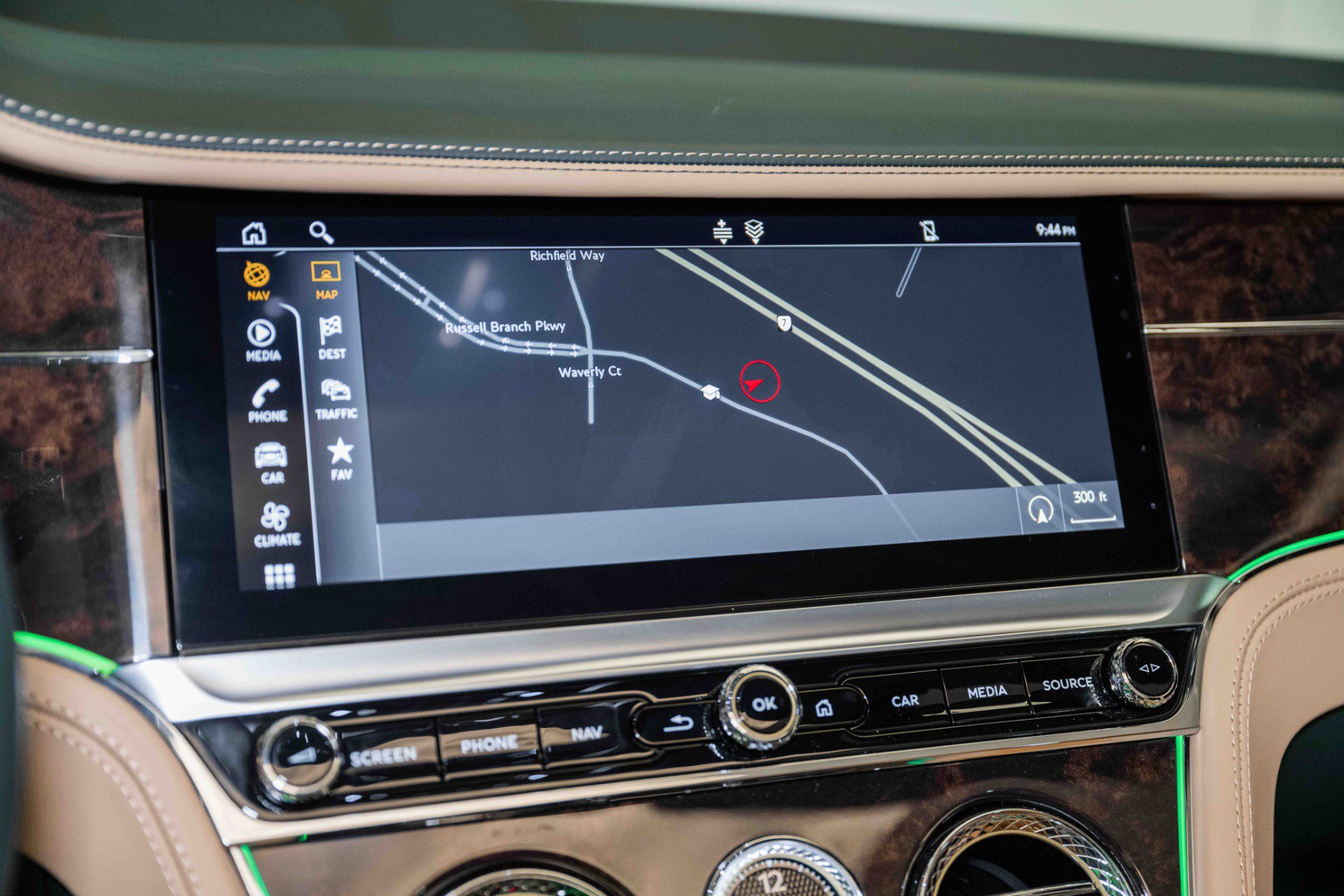 Used 2024 Bentley Continental GT V8 AWD/4WD image 28