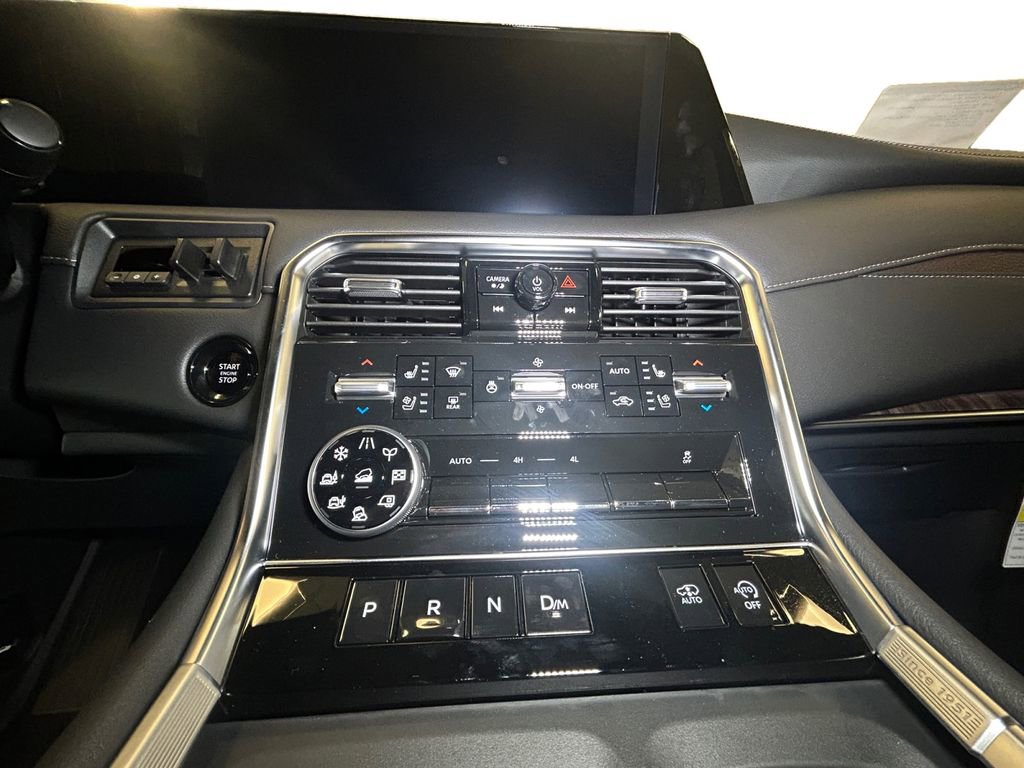 New 2026 Nissan Armada Platinum Reserve image 9