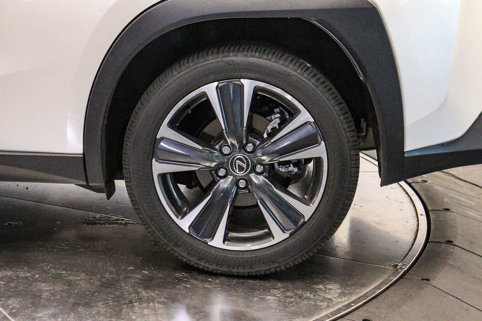 Certified 2025 Lexus UX 300h FWD w/ Accessory Package (Z2) image 10