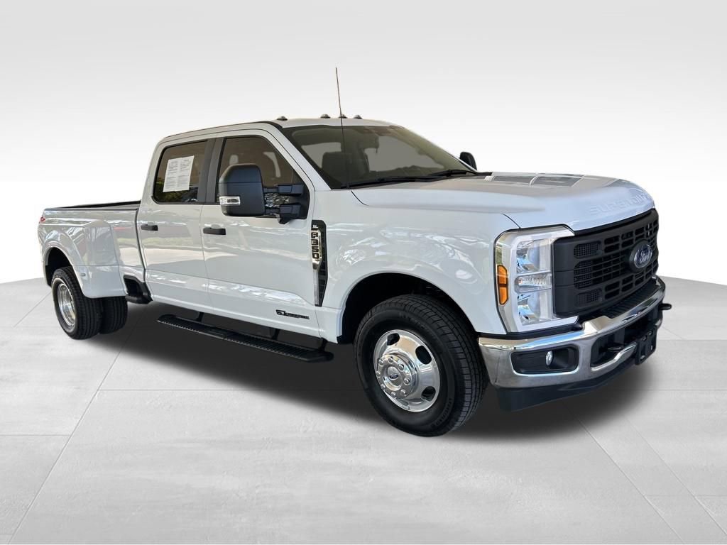 Used 2024 Ford F350 XL w/ 360-Degree Camera Package image 2