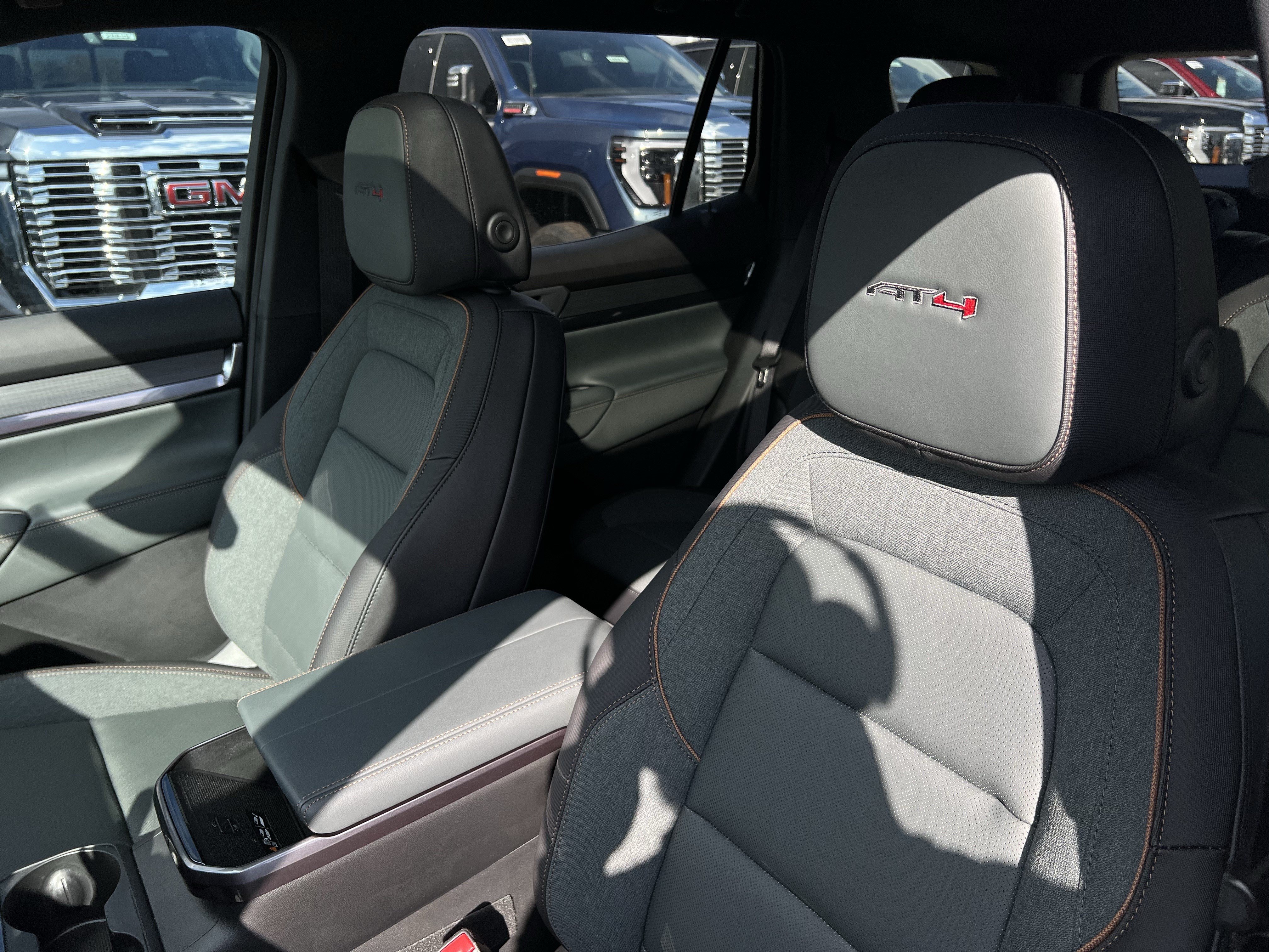New 2026 GMC Terrain AT4 w/ Technology Package II AWD/4WD image 21