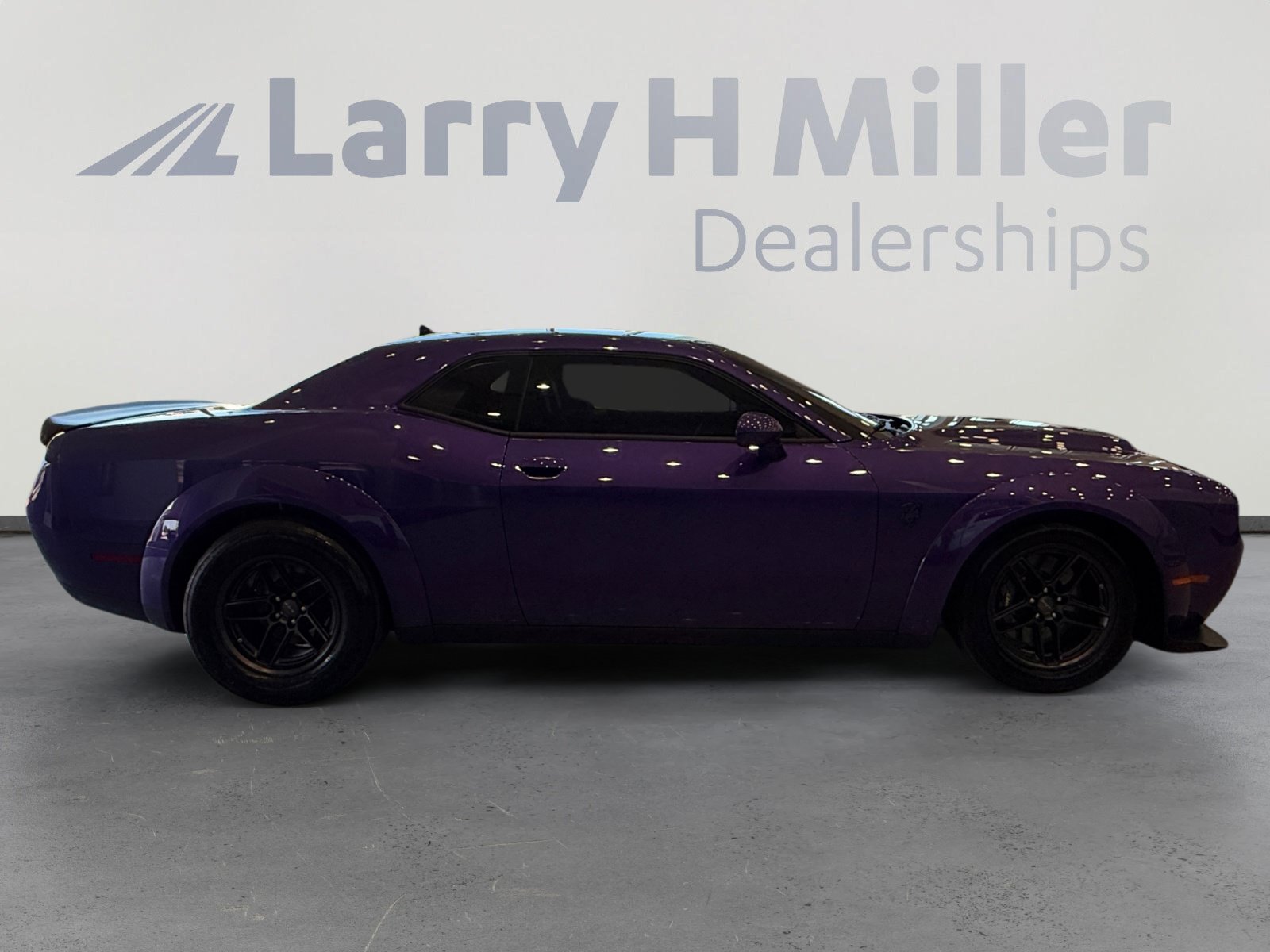 Used 2023 Dodge Challenger SRT Hellcat Redeye RWD image 6