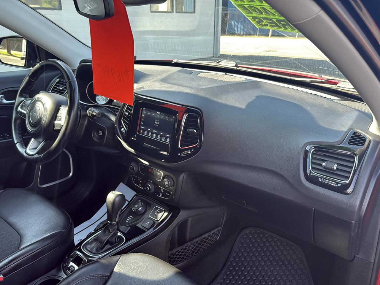 Used 2019 Jeep Compass Latitude AWD/4WD image 27