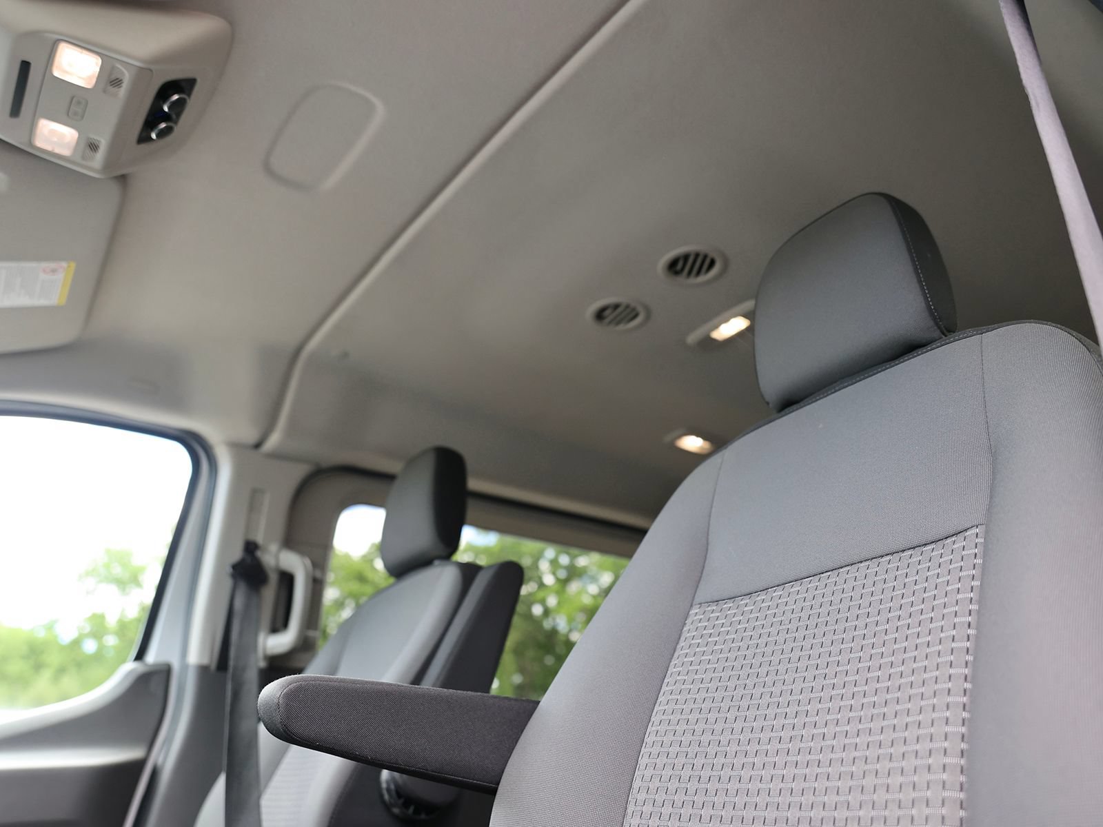 Used 2025 Ford Transit 350 XLT RWD image 22