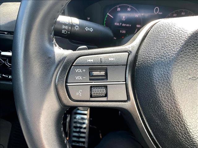 Used 2025 Honda Accord Sport image 17