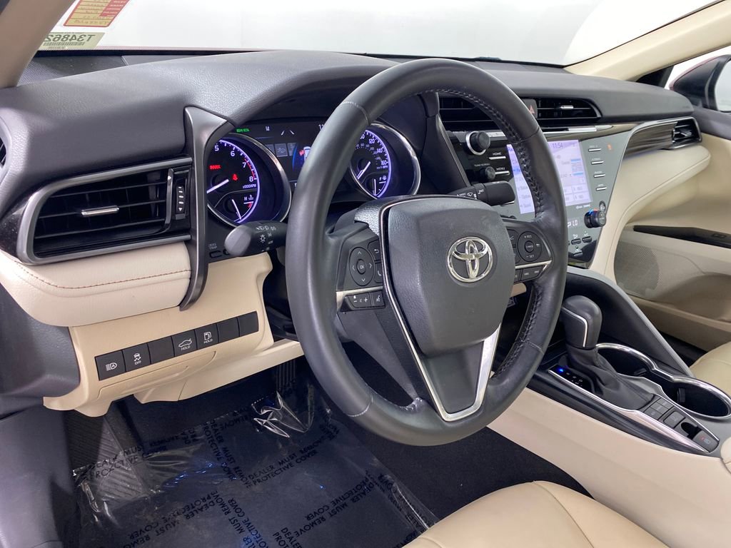 Certified 2020 Toyota Camry XLE image 11