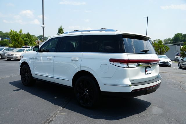 Used 2024 Lincoln Navigator Reserve AWD/4WD image 5