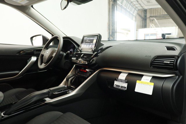 New 2026 Mitsubishi Eclipse Cross LE AWD/4WD image 17